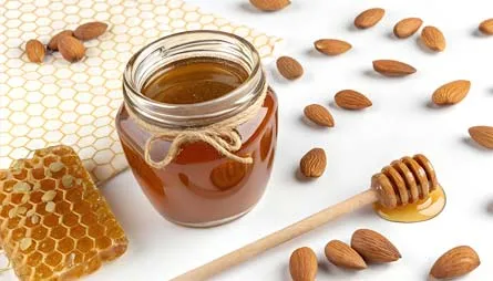 Consommation hivernale Amandes et miel